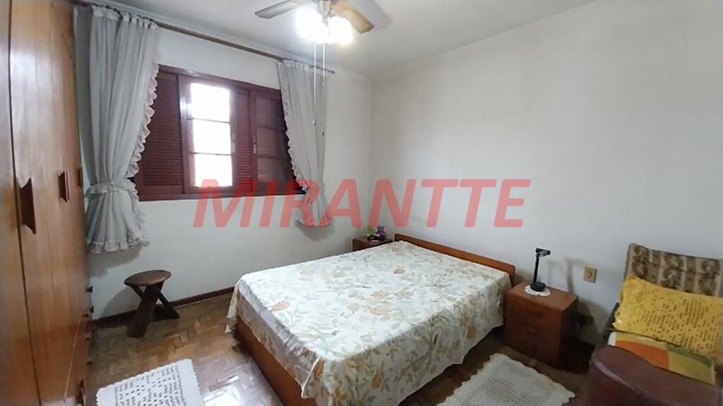 Sobrado de 118m² com 3 quartos em Vila Gustavo