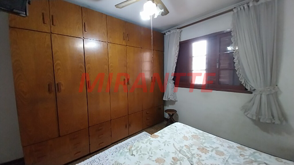 Sobrado de 118m² com 3 quartos em Vila Gustavo