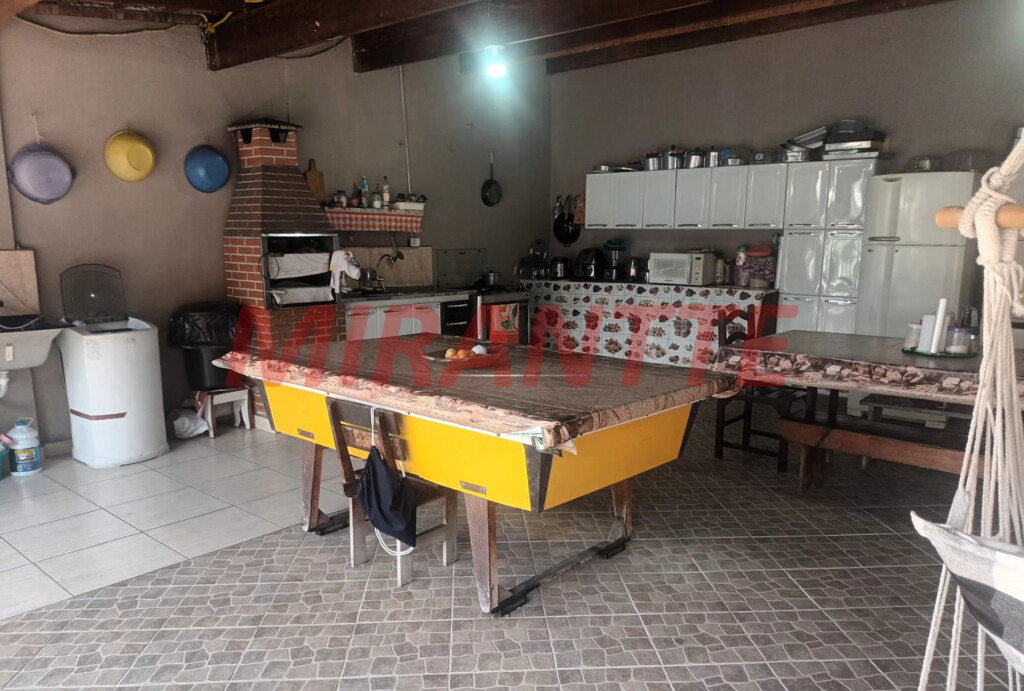 Sobrado de 245m² com 5 quartos em Lauzane Paulista
