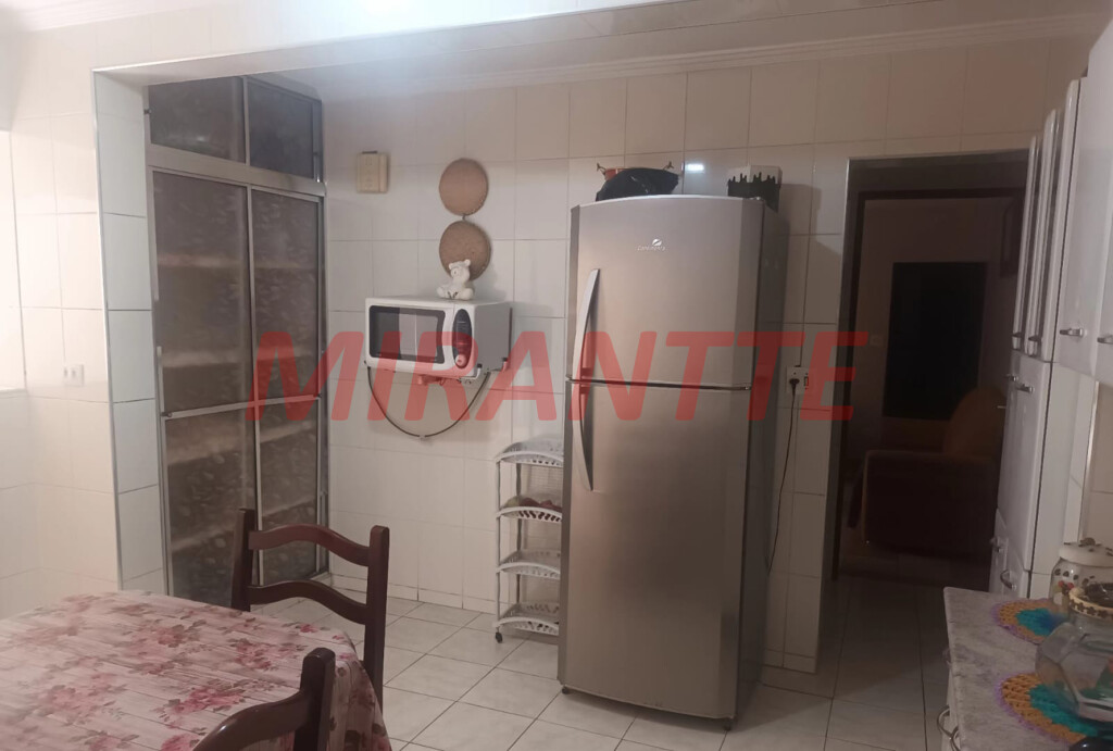 Sobrado de 245m² com 5 quartos em Lauzane Paulista