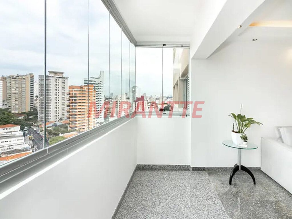 Apartamento de 159m² com 3 quartos em Água Fria