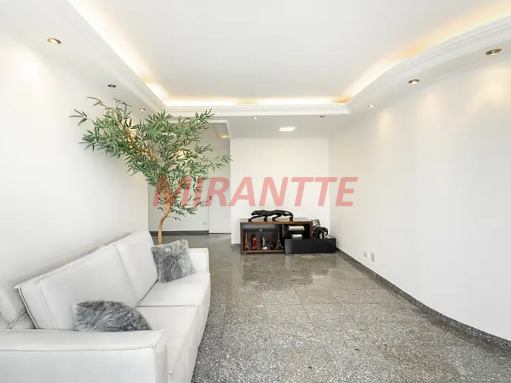 Apartamento de 159m² com 3 quartos em Água Fria
