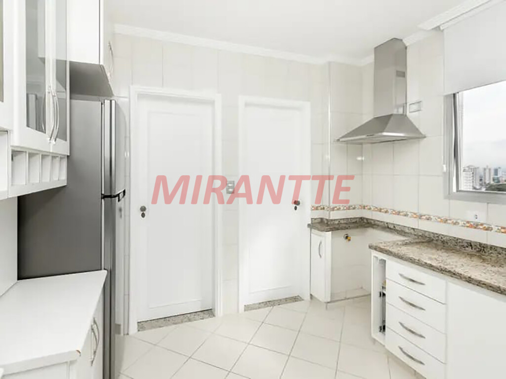Apartamento de 159m² com 3 quartos em Água Fria