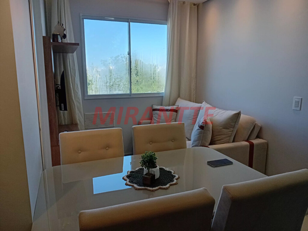 Apartamento de 38m² com 2 quartos em Canindé