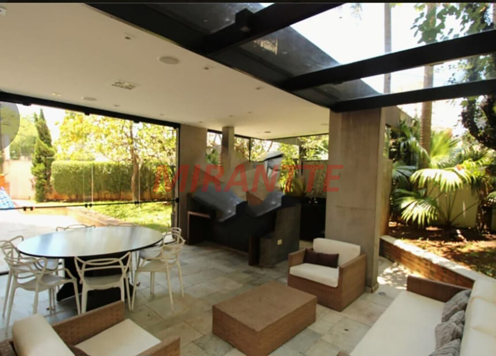 Apartamento de 305m² com 4 quartos em Santana