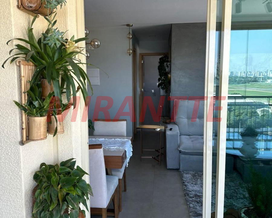 Apartamento de 76m² com 2 quartos em Santana