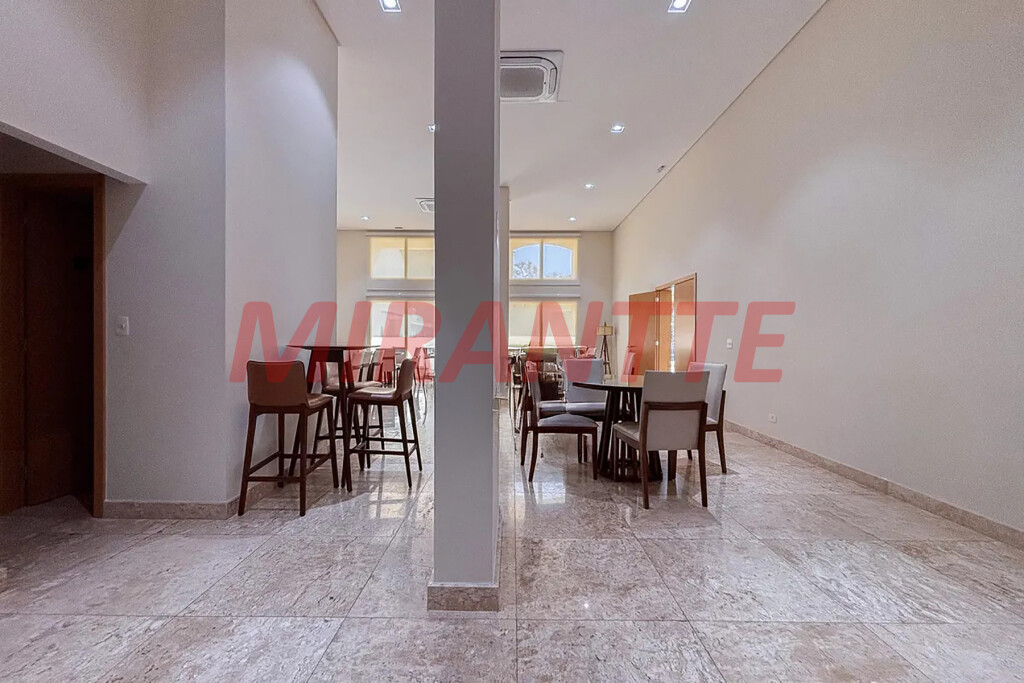 Apartamento de 76m² com 2 quartos em Santana