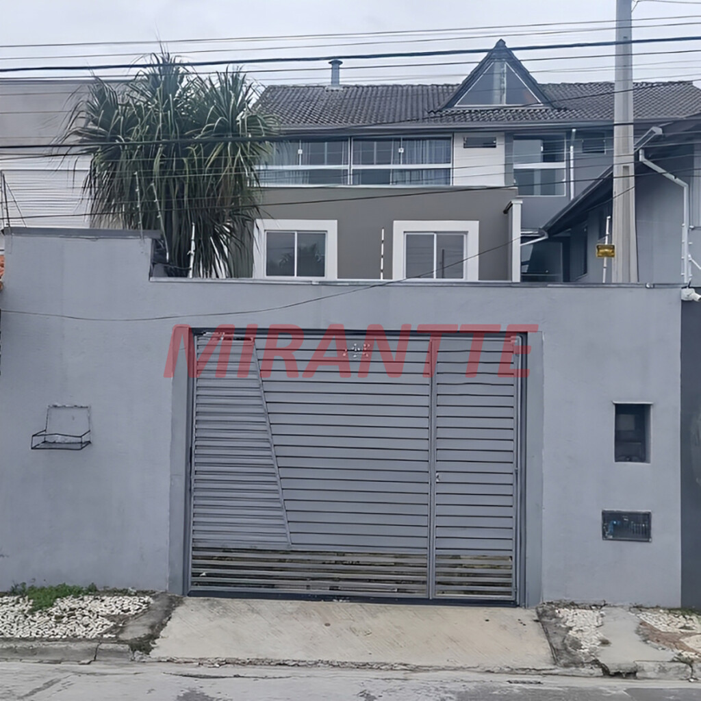 Sobrado com 3 quartos em Mogi das Cruzes