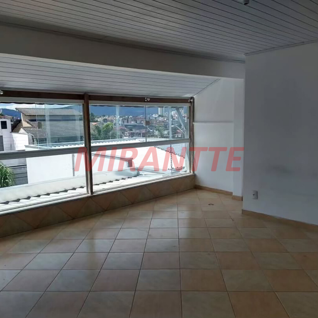 Sobrado com 3 quartos em Mogi das Cruzes