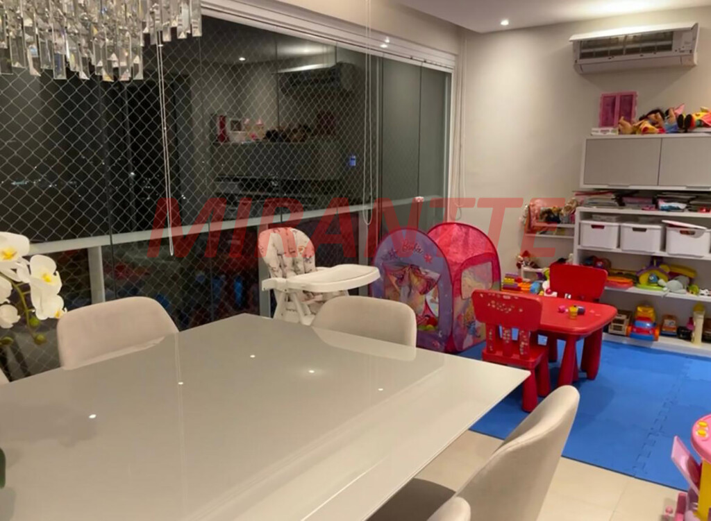 Apartamento de 134m² com 4 quartos em Vila Anastacio