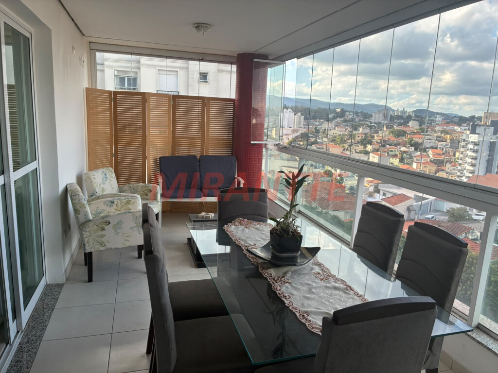 Apartamento de 153m² com 3 quartos em Água Fria