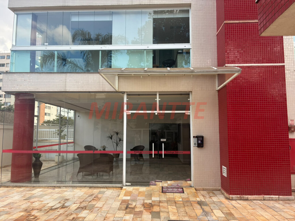 Apartamento de 153m² com 3 quartos em Água Fria