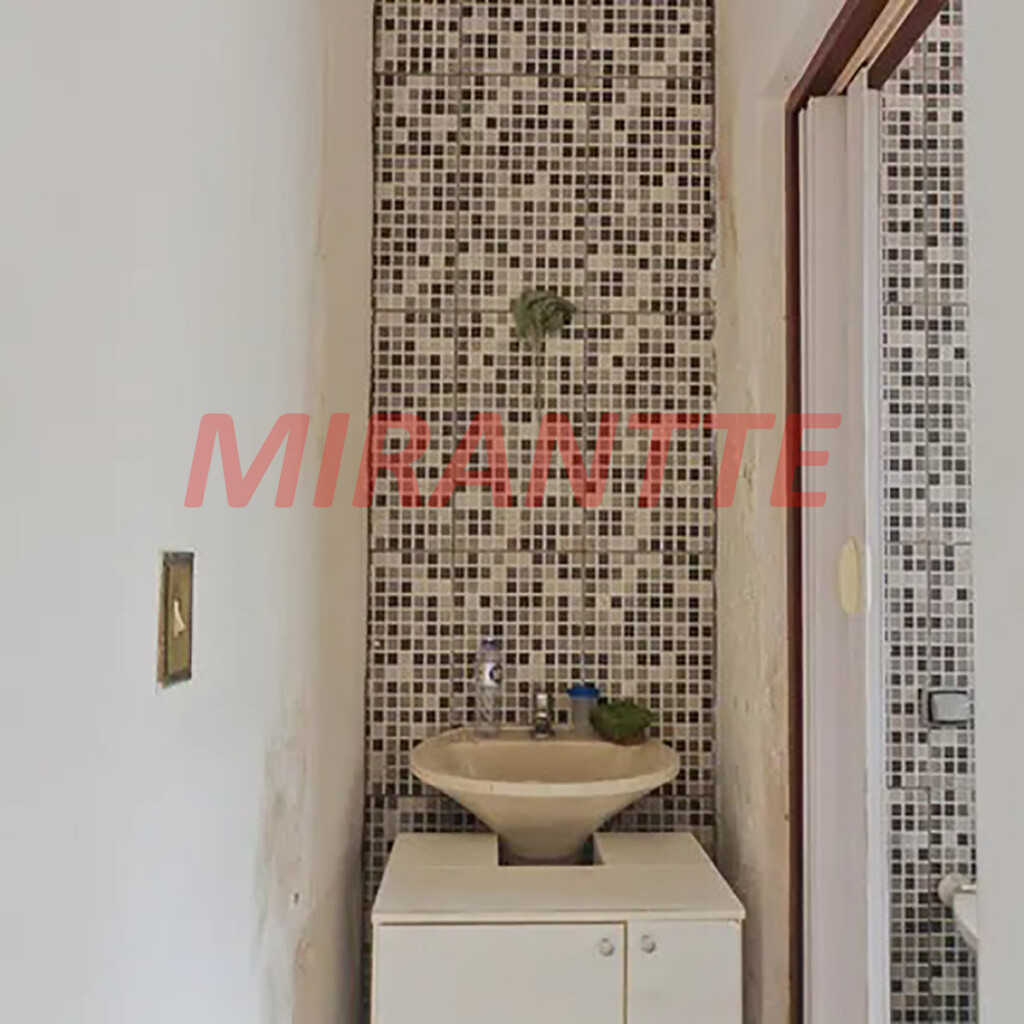 Sobrado de 380m² com 4 quartos em Parada  Inglesa