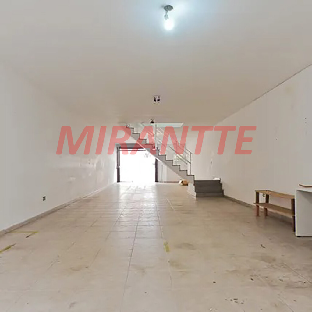 Sobrado de 380m² com 4 quartos em Parada  Inglesa