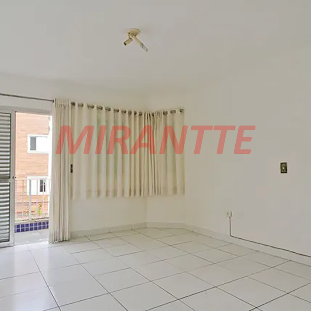 Sobrado de 380m² com 4 quartos em Parada  Inglesa