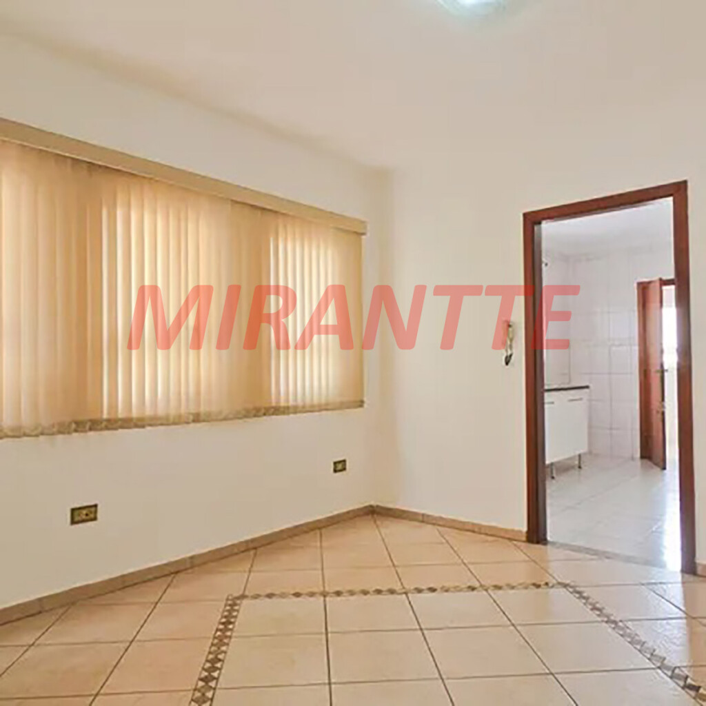 Sobrado de 380m² com 4 quartos em Parada  Inglesa