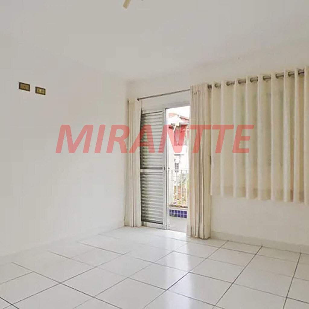 Sobrado de 380m² com 4 quartos em Parada  Inglesa
