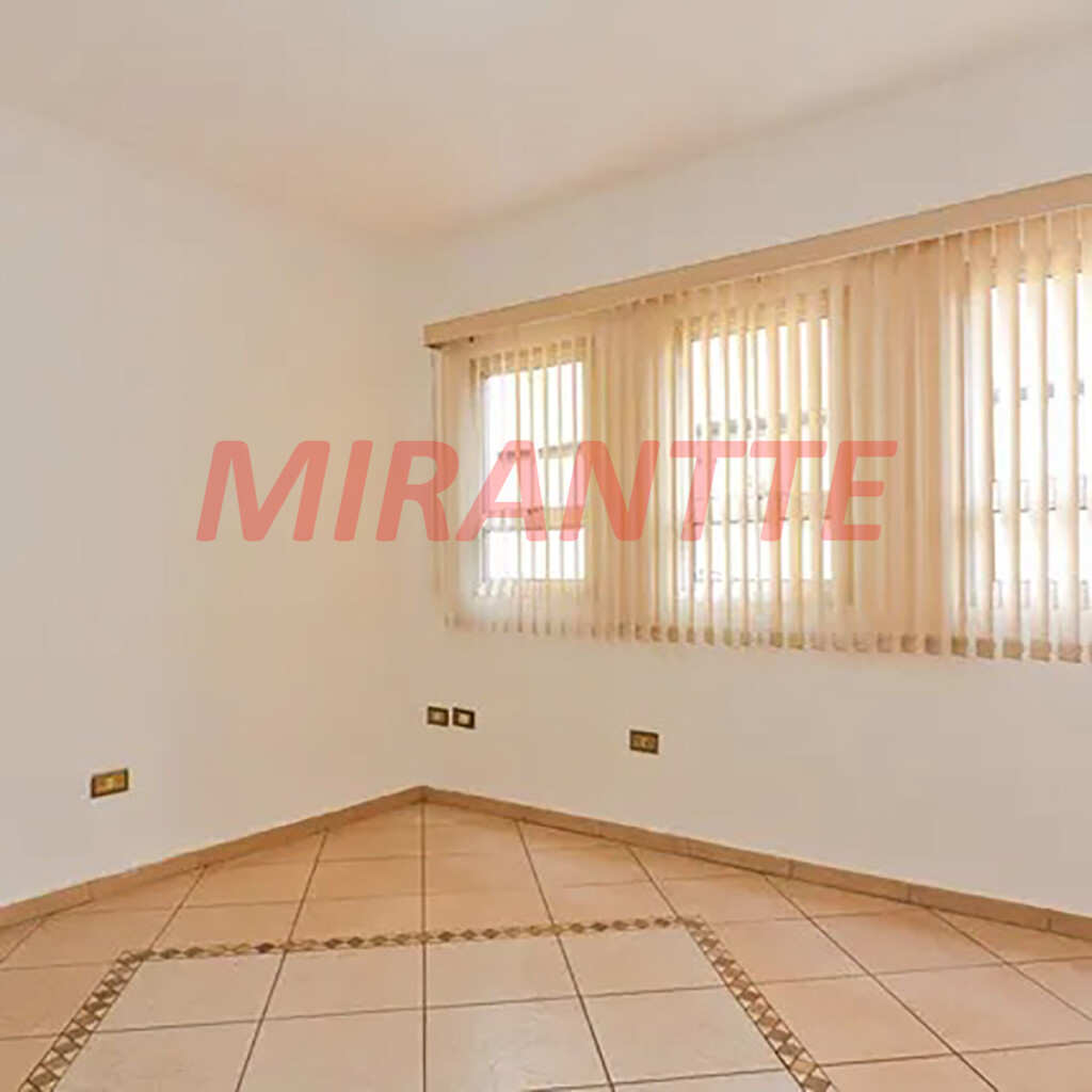 Sobrado de 380m² com 4 quartos em Parada  Inglesa