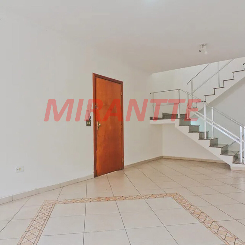 Sobrado de 380m² com 4 quartos em Parada  Inglesa