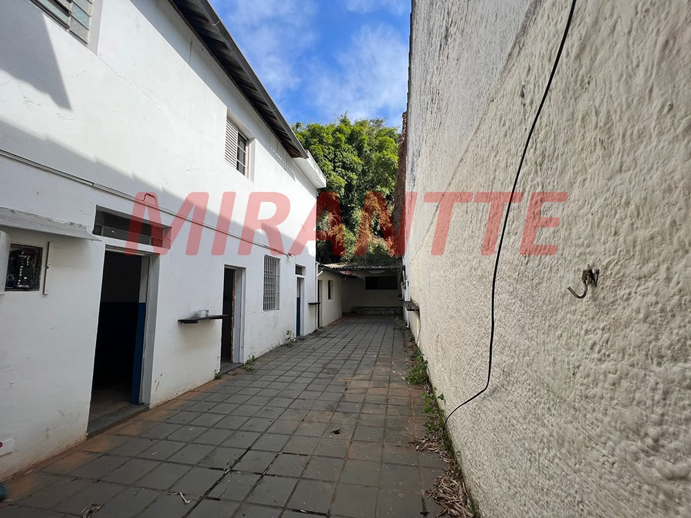 Comercial de 450m² em Santana
