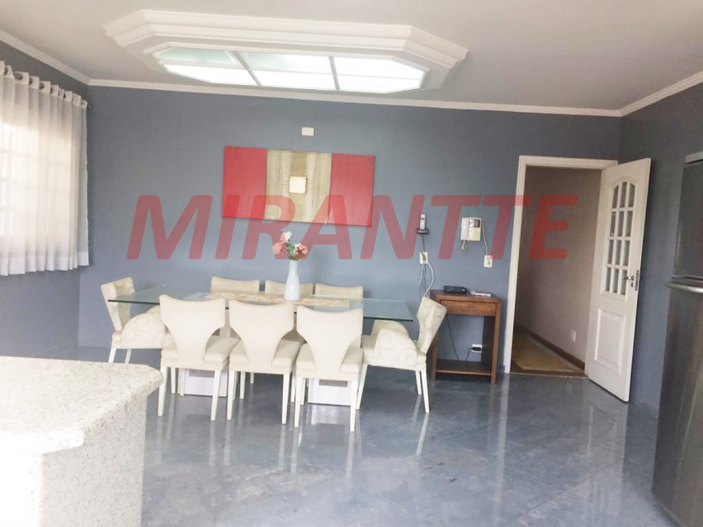Sobrado de 377m² com 4 quartos em Mandaqui
