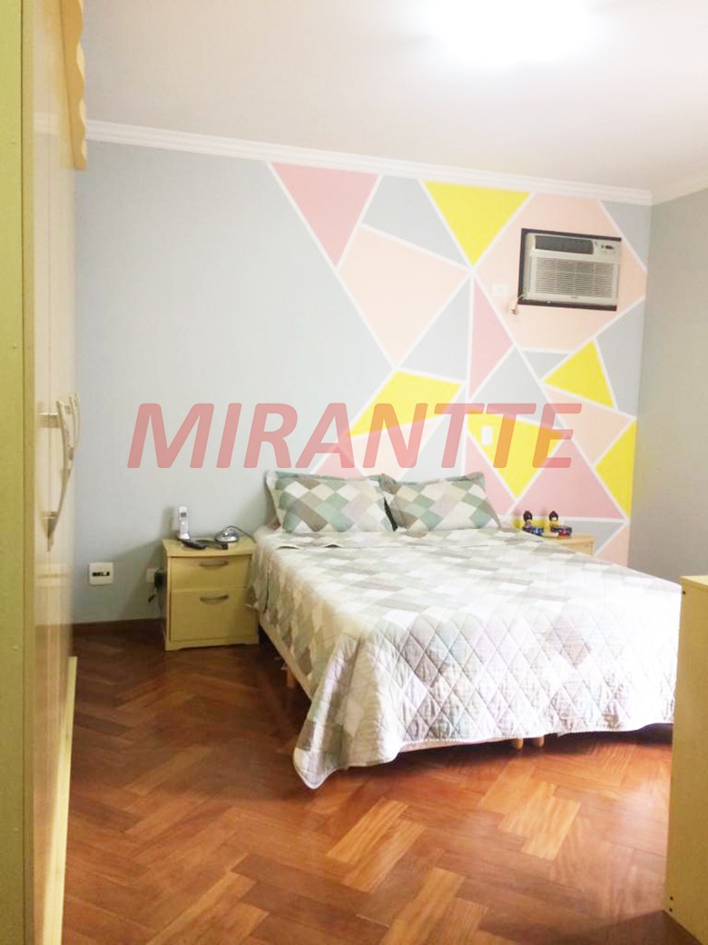 Sobrado de 377m² com 4 quartos em Mandaqui