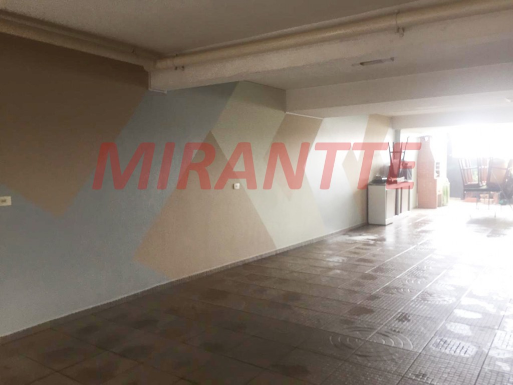 Sobrado de 377m² com 4 quartos em Mandaqui