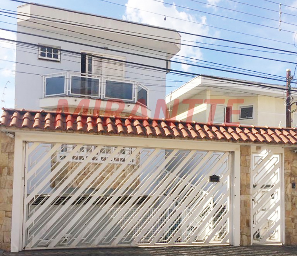 Sobrado de 377m² com 4 quartos em Mandaqui