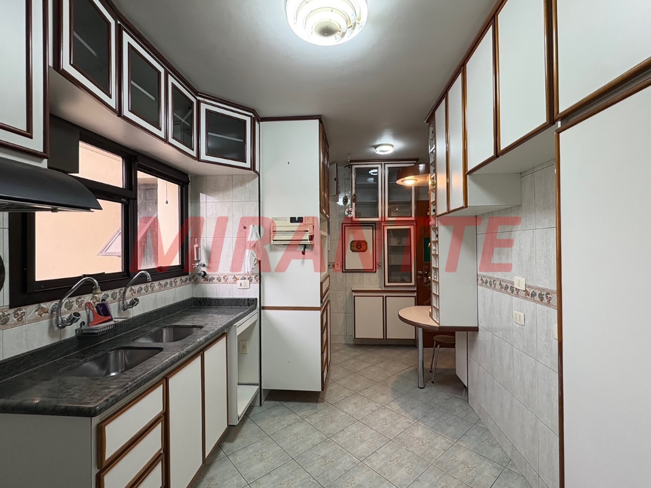Apartamento de 100m² com 2 quartos em Santana