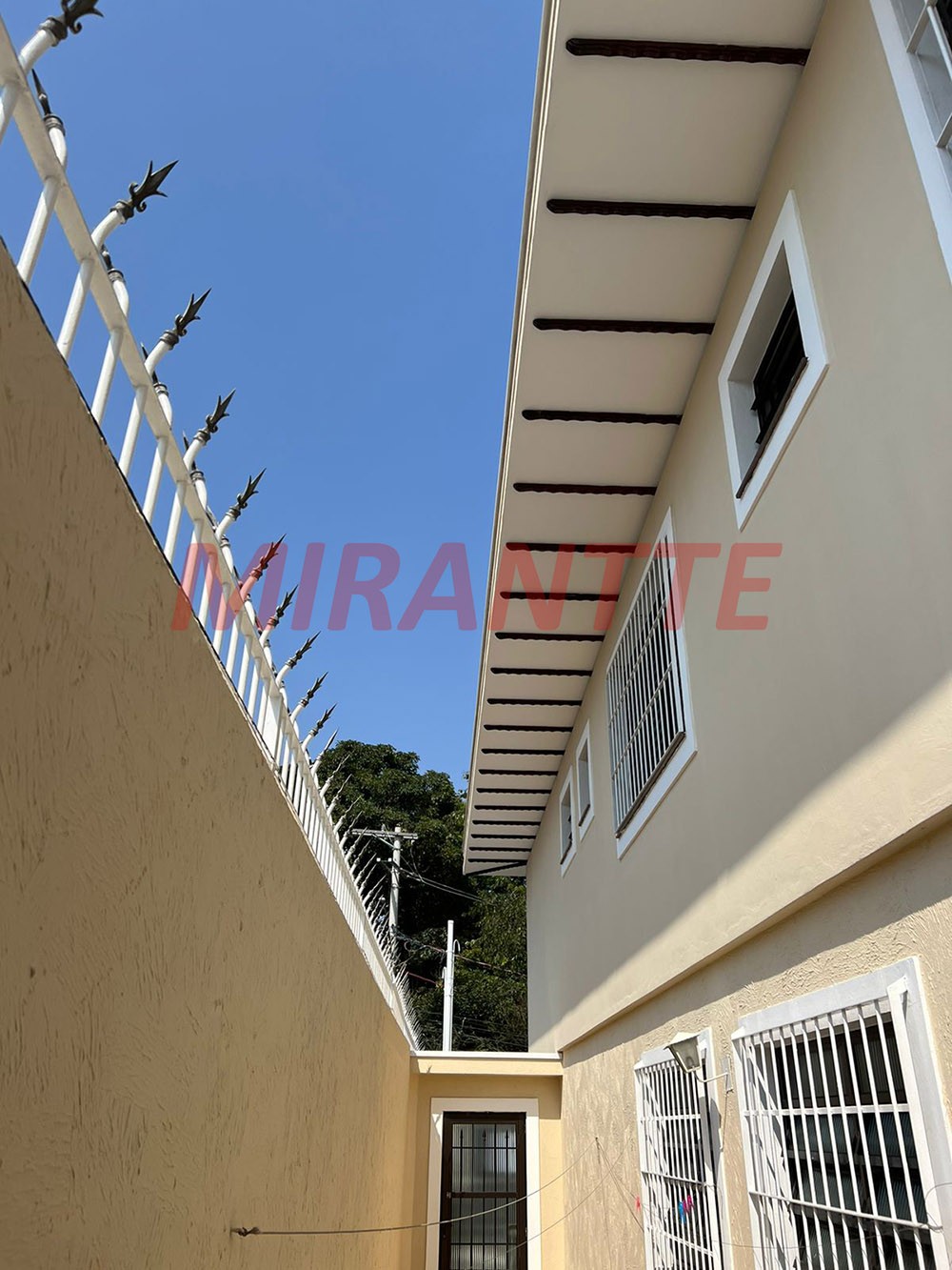 Sobrado de 110m² com 3 quartos em Parque Vitoria