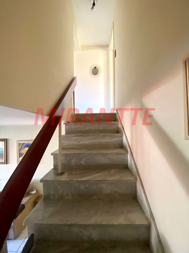 Sobrado de 116m² com 2 quartos em Vila Gustavo