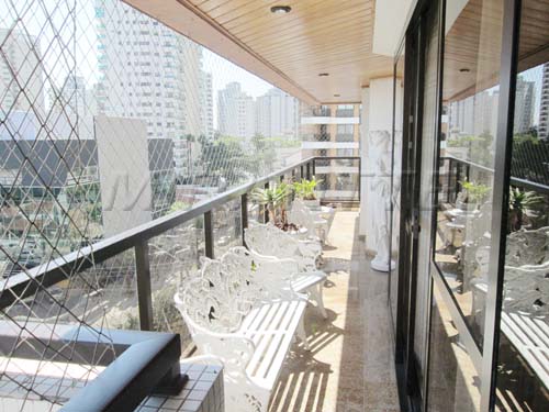Apartamento de 147m² com 3 quartos em Santana