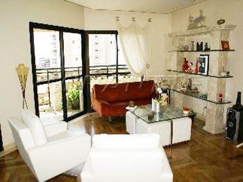 Apartamento de 247m² com 4 quartos em Lapa