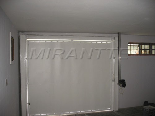 Comercial de 271m² em Água Fria