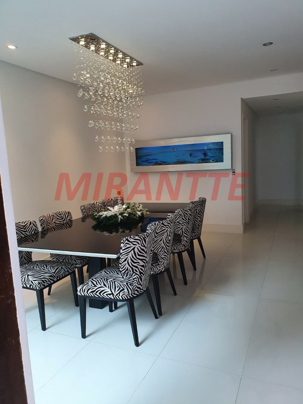 R2 Image 240769 #2