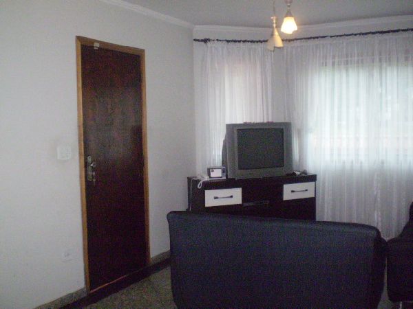 Sobrado de 200m² com 3 quartos em Horto Florestal