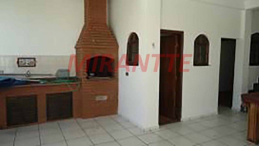 Sobrado de 360m² com 4 quartos em Jardim Guapíra