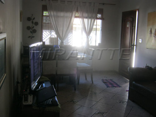 Sobrado de 227m² com 3 quartos em Cachoeirinha