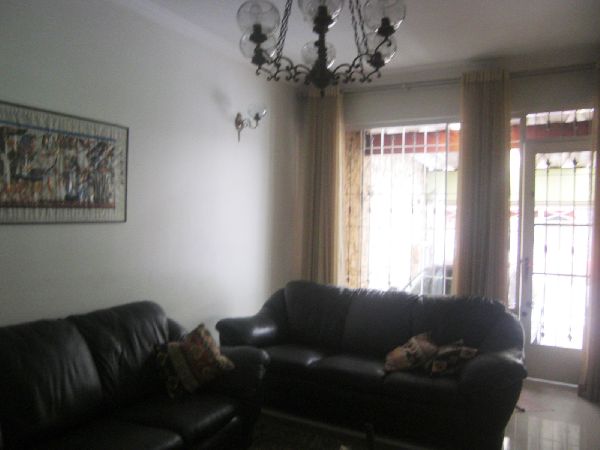 Casa terrea de 350m² com 3 quartos em Cachoeirinha