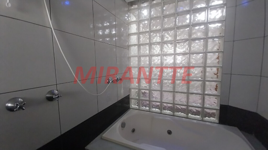 Casa terrea de 200m² com 3 quartos em Bortolândia