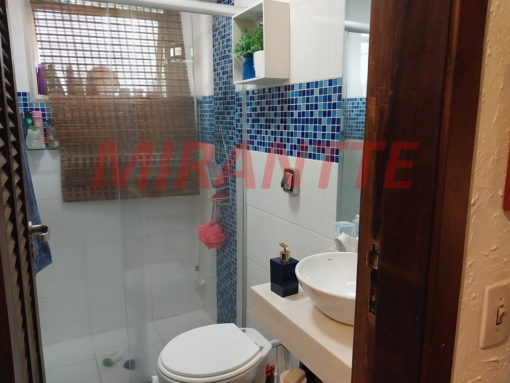 Sobrado de 105m² com 2 quartos em Santa Terezinha