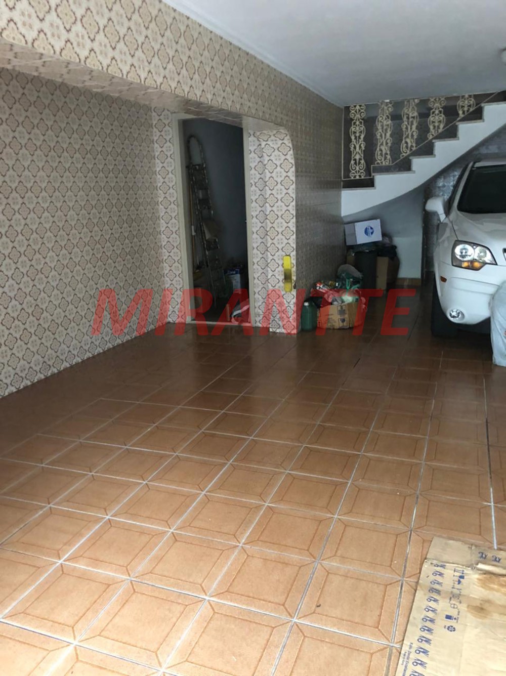 Sobrado de 440m² com 3 quartos em Água Fria