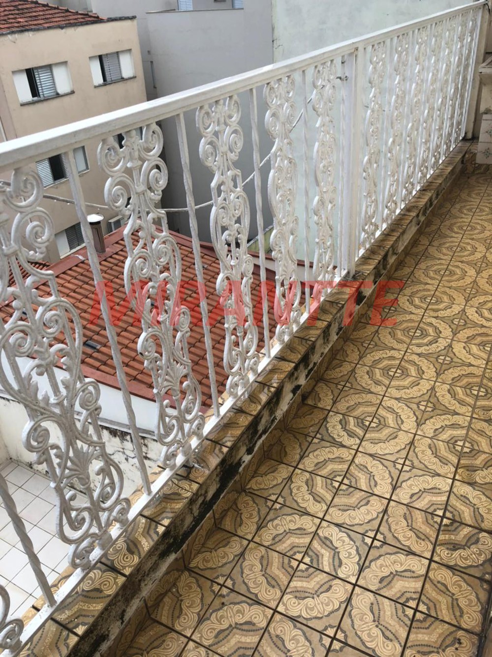 Sobrado de 440m² com 3 quartos em Água Fria