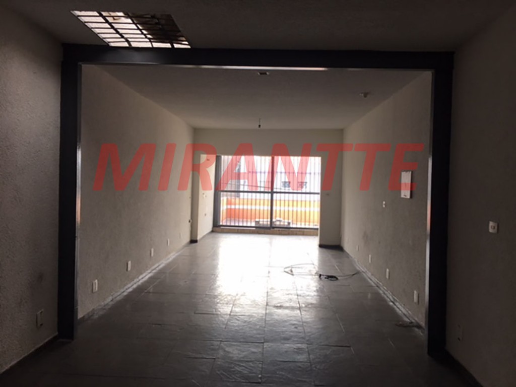 Comercial de 140m² em Água Fria