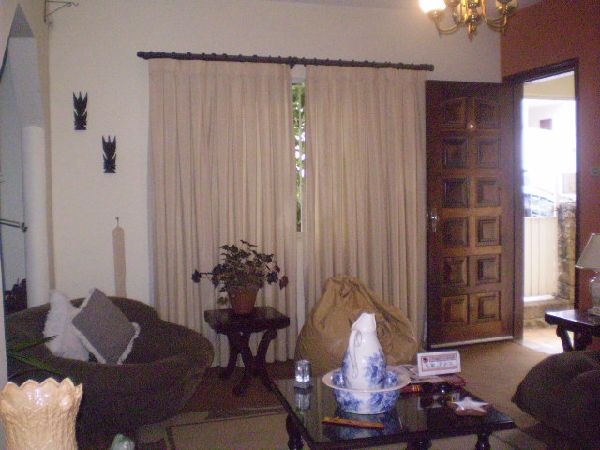 Casa terrea de 270m² com 3 quartos em Vila Rosa
