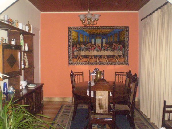 Casa terrea de 270m² com 3 quartos em Vila Rosa