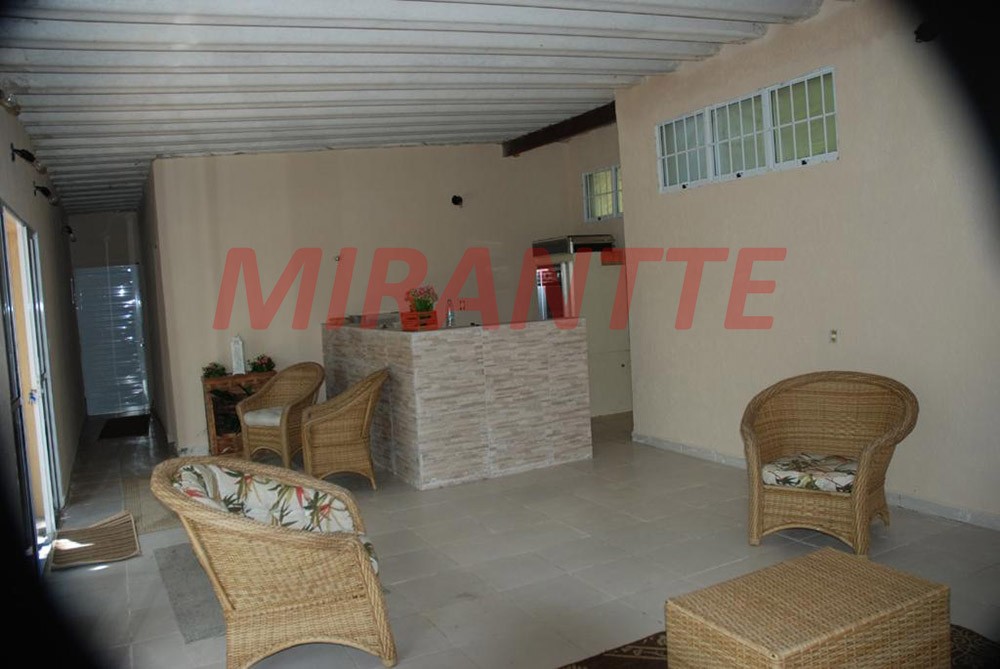 ChÁcara de 12000m² com 2 quartos em Tremembe
