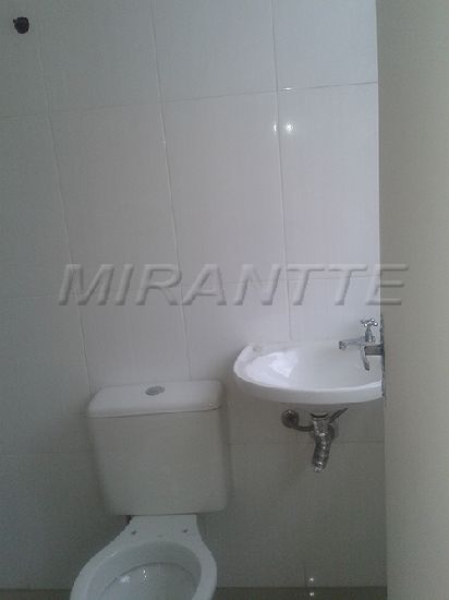 Comercial com 2 quartos em Santana