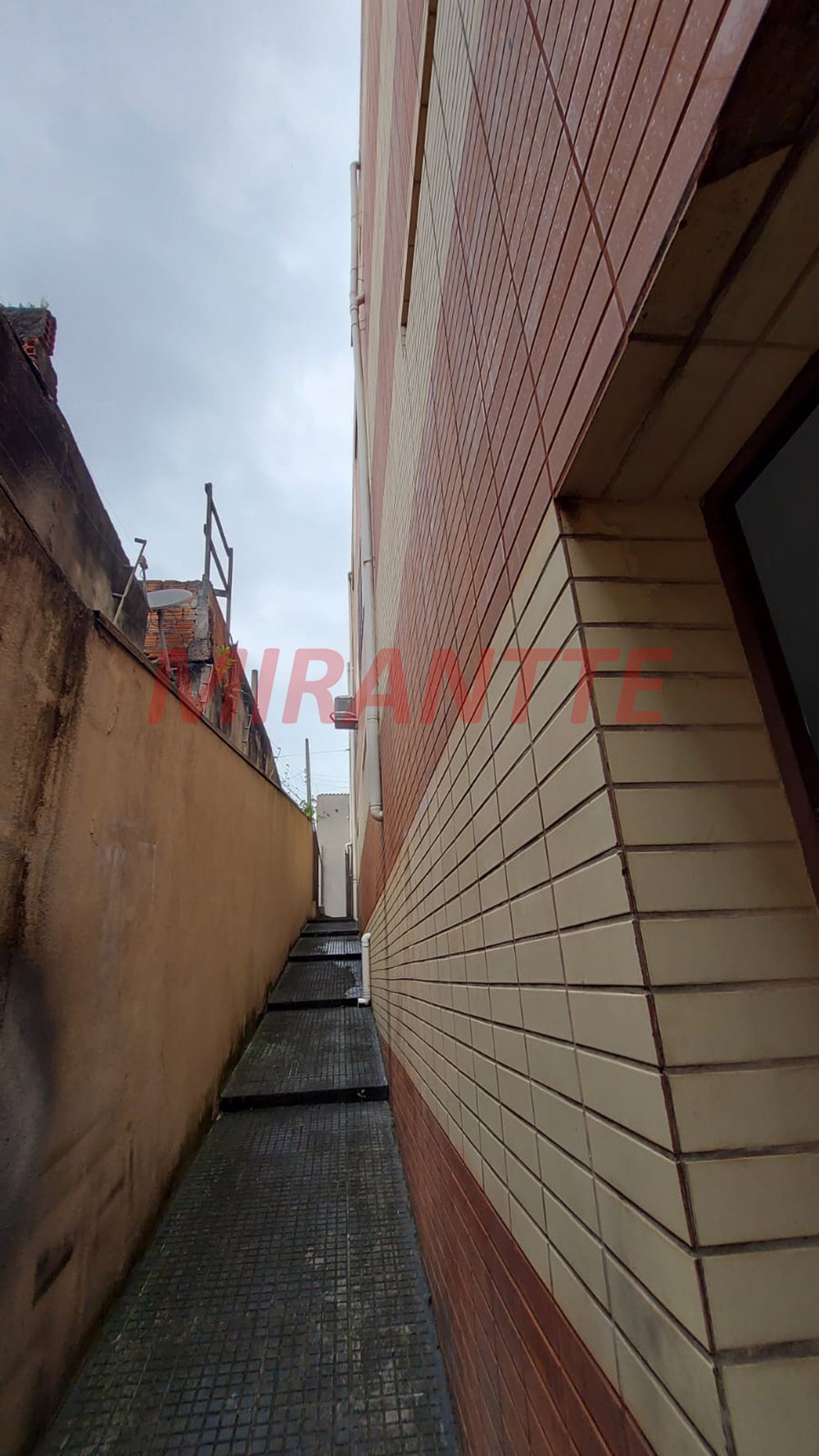 Comercial de 800m² em Casa Verde
