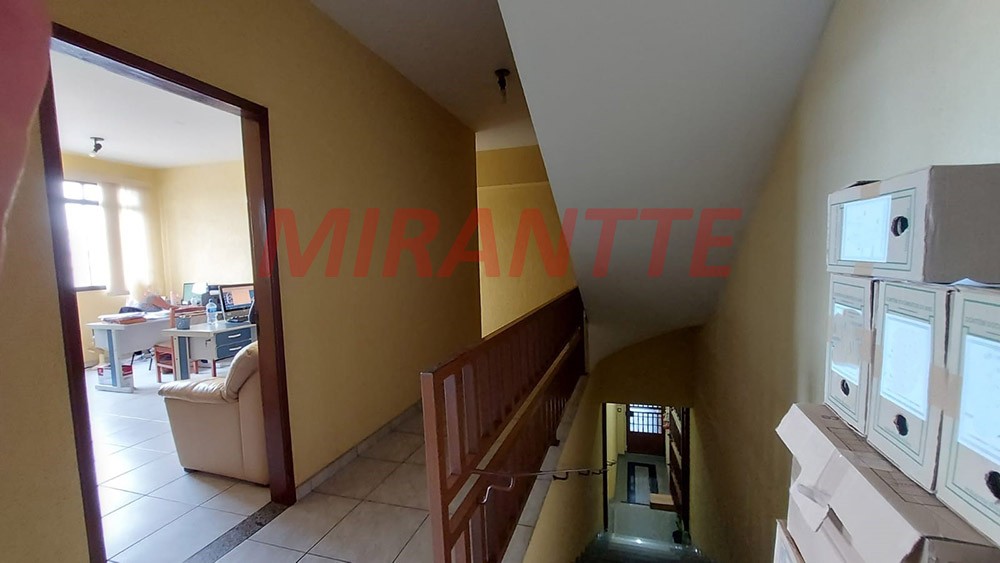 Comercial de 800m² em Casa Verde